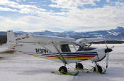 STOL CH 701 with wheel skis