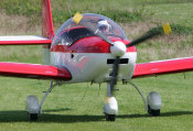 Taxiing the ZODIAC XL on grass